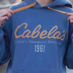 Cabela’s sweatshirt